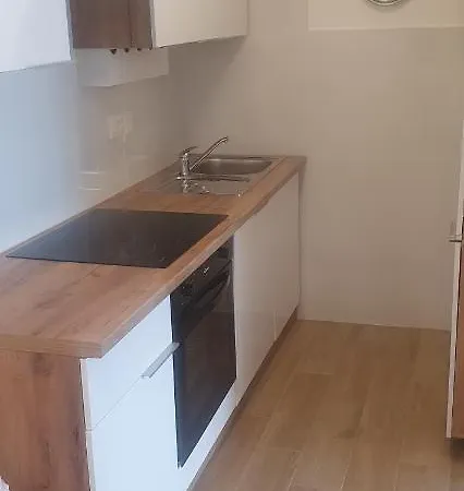 Apartman Lami *