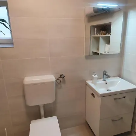 Apartman Lami Apartment
